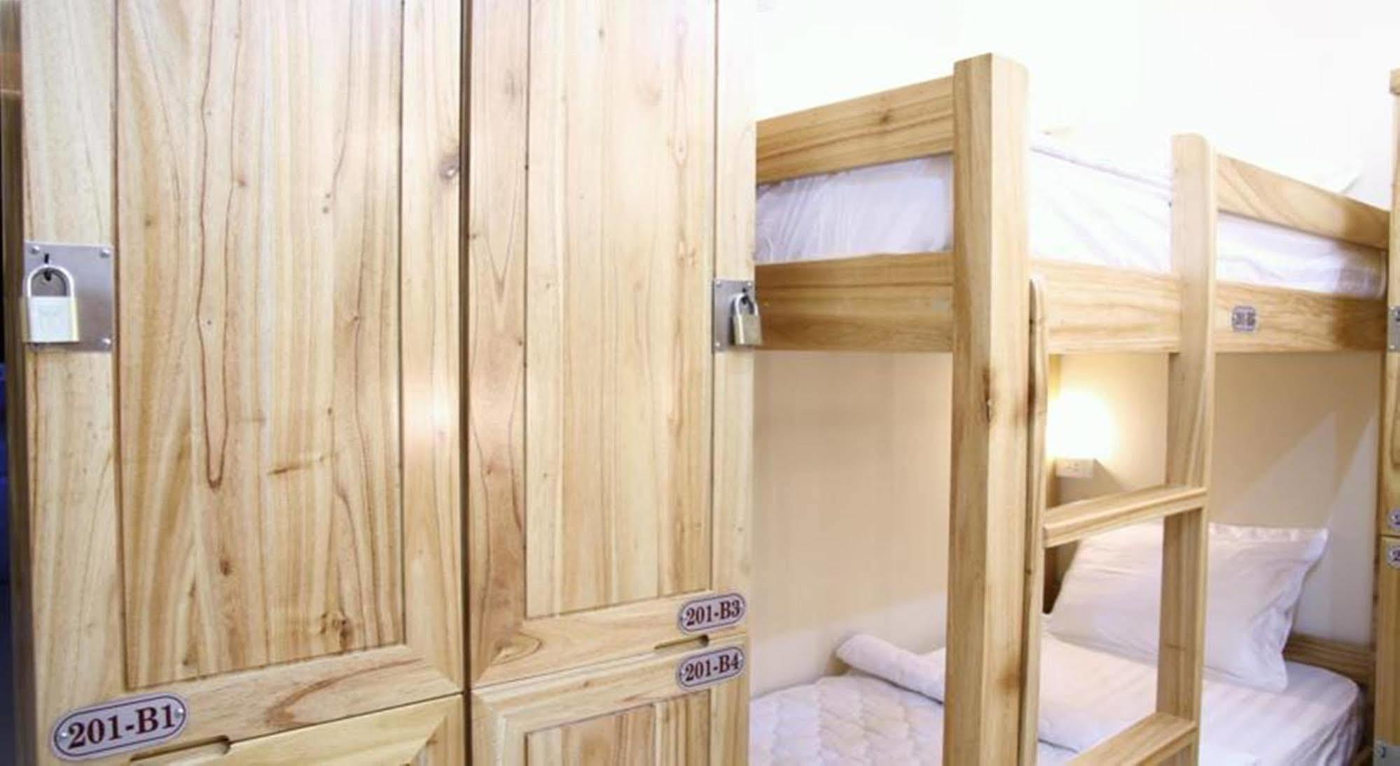 Hostel New Saigon - Bui Vien Walking Street *