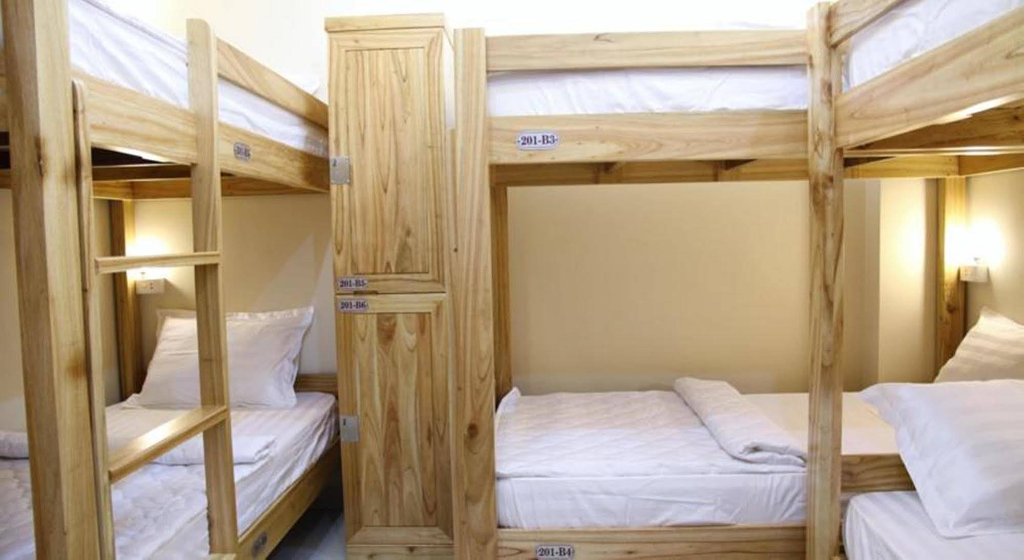 New Saigon - Bui Vien Walking Street Hostel *